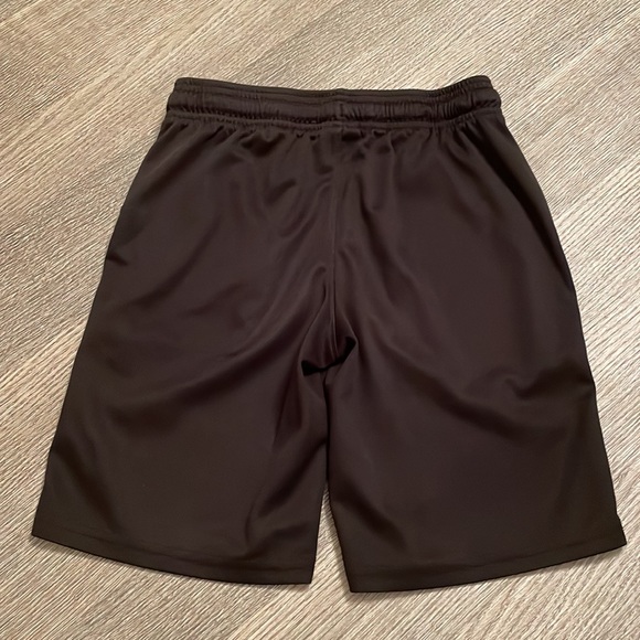 Boys athletic shorts - Picture 3 of 4